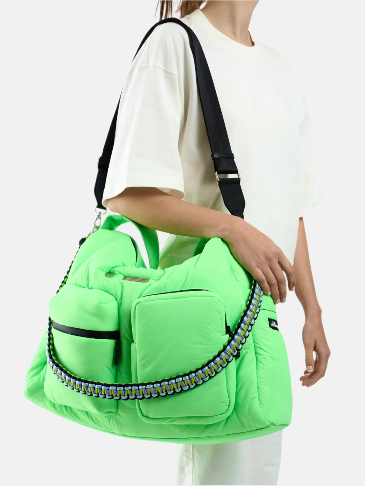 #color_APPLE GREEN