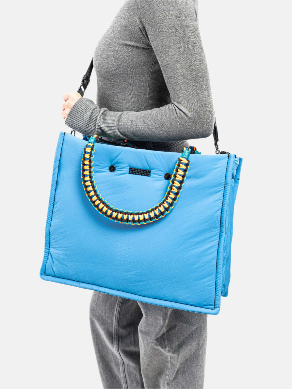 #color_ELECTRIC BLUE