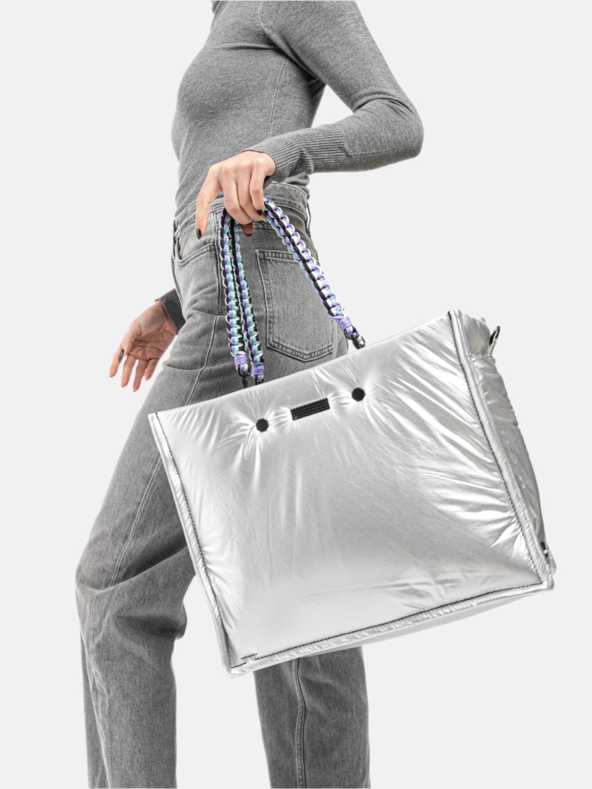 #color_SILVER