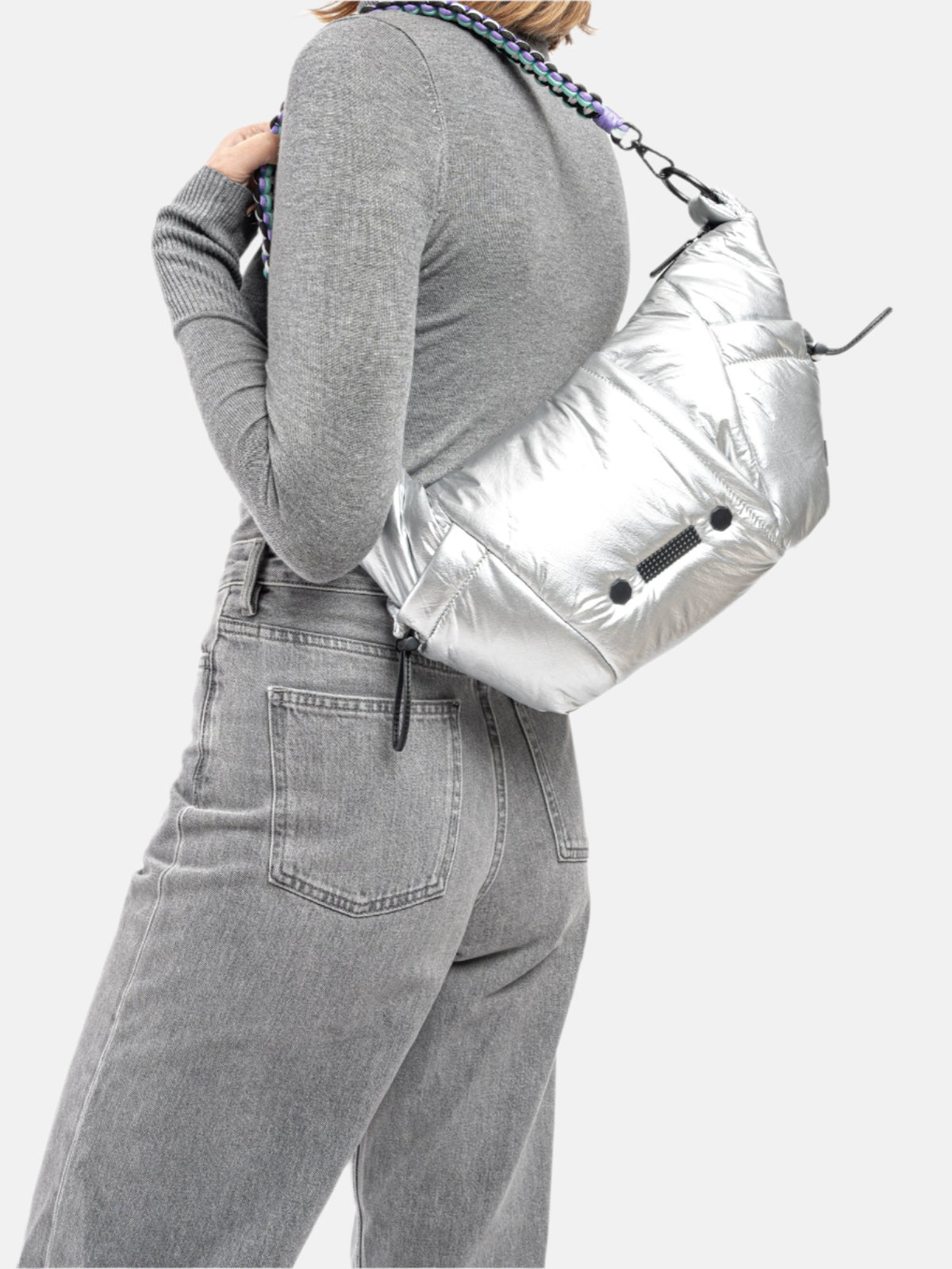#color_SILVER