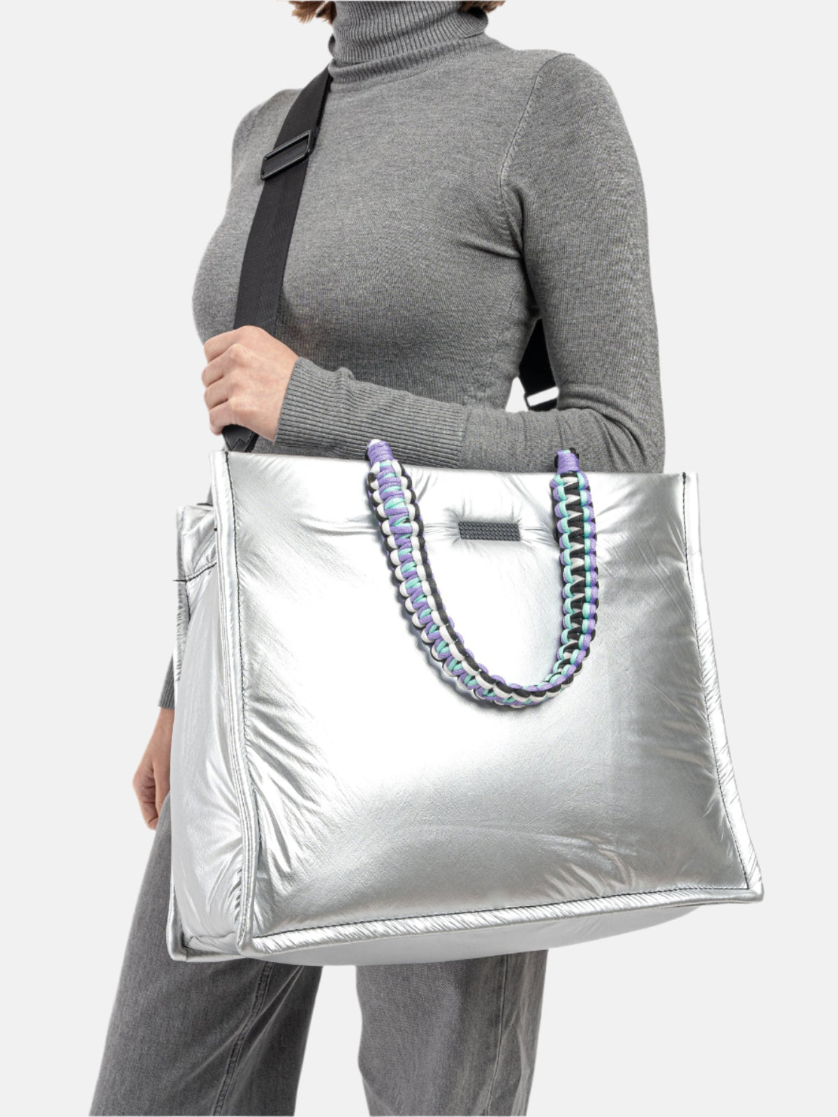 #color_SILVER